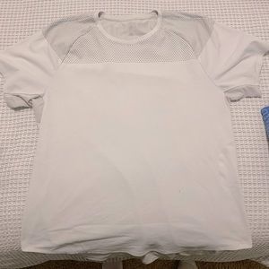 Lululemon Men’s XXL workout T-Shirt
